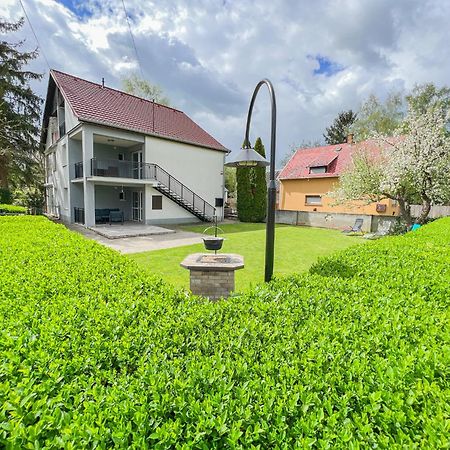 Mihi Apartman Balatonvilagos Exterior photo