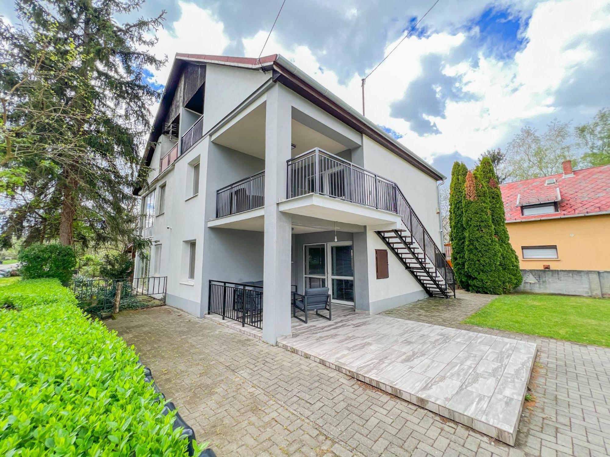 Mihi Apartman Balatonvilagos Exterior photo